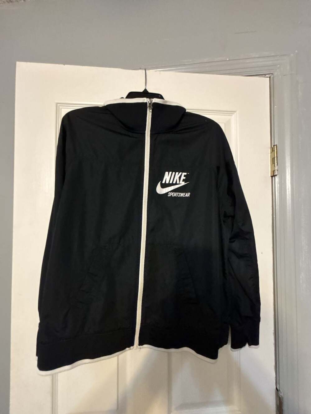Nike Sportswear Full Zip Windbreaker Jacket Black White Size Large